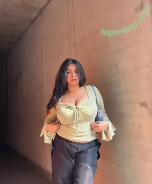 Kashish Mahajan / kaashiissh nude photo #0019
