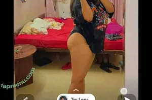 Kashish Mahajan / kaashiissh nude photo #0029