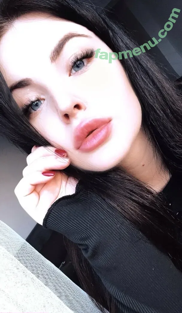 kaspimorrr nude photo #0002 (kaspimorrr)