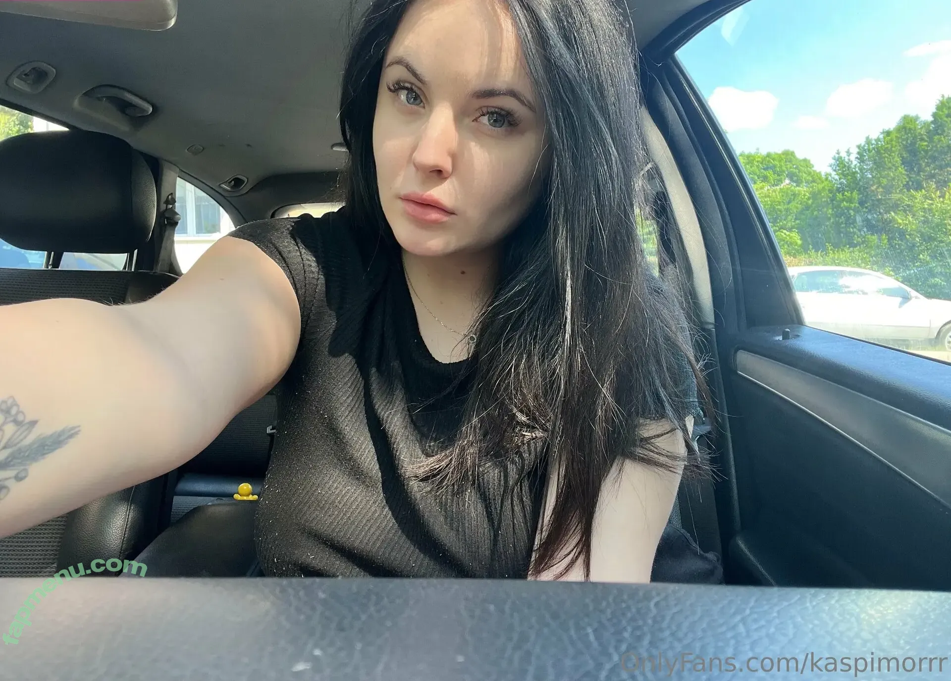kaspimorrr nude photo #0011 (kaspimorrr)