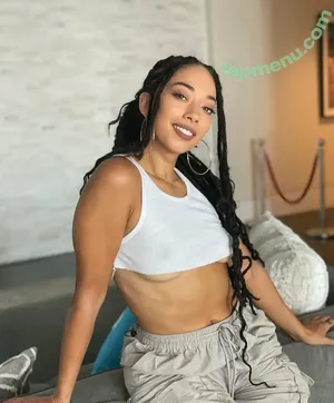 Kassandra Lee / Carly Yashira / kassandcarly / the_kassandra_lee nude photo #0133