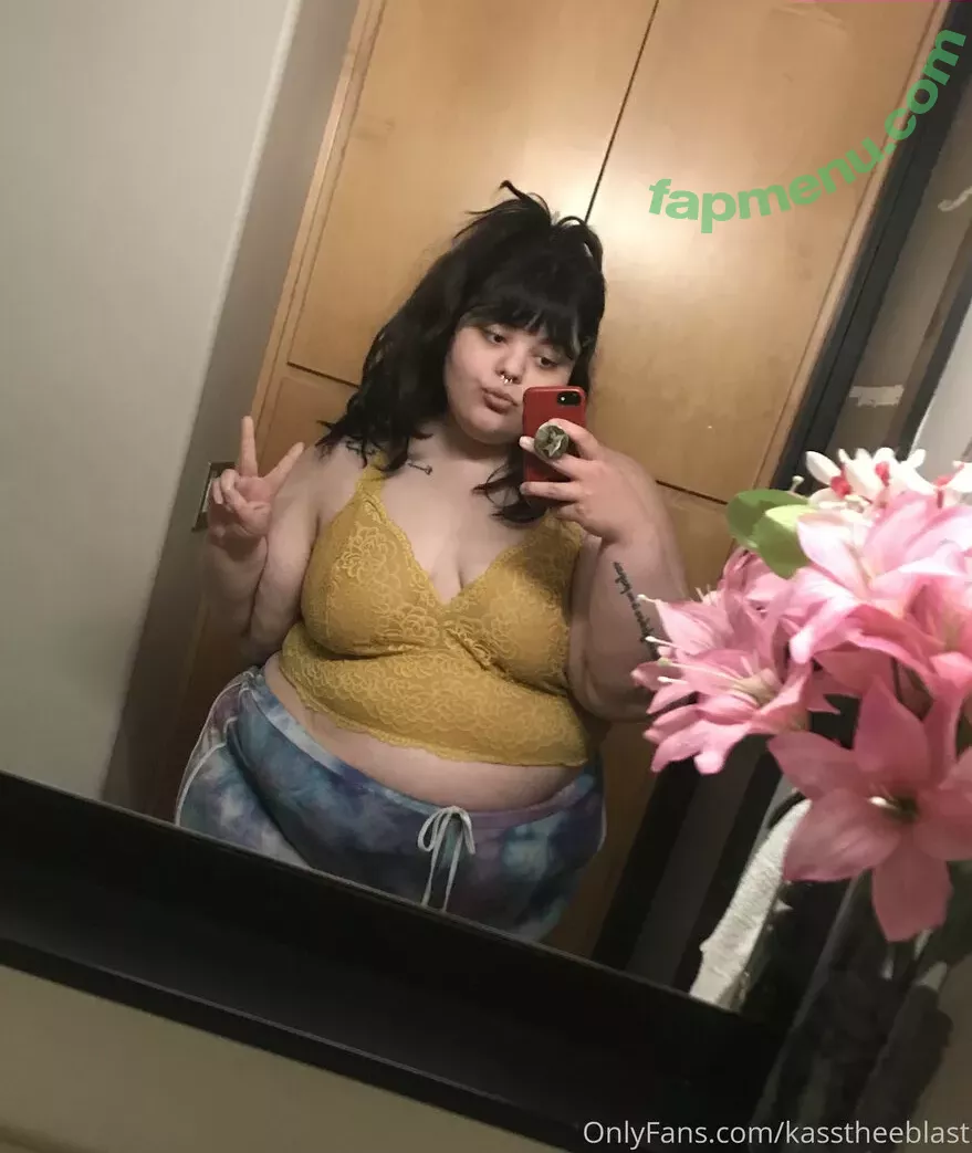 kasstheeblast nude photo #0021 (kasstheeblast)