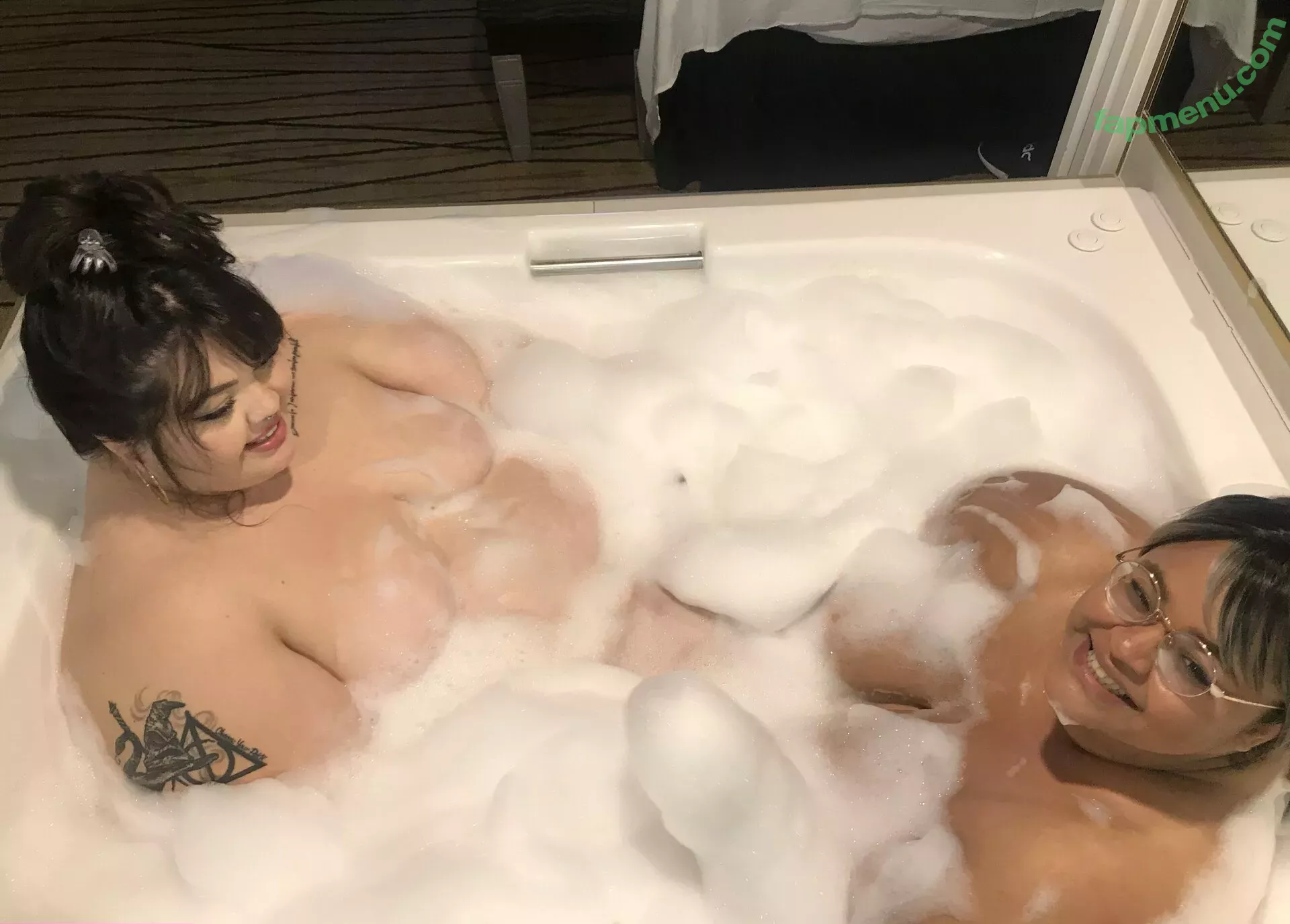 kasstheeblast nude photo #0050 (kasstheeblast)