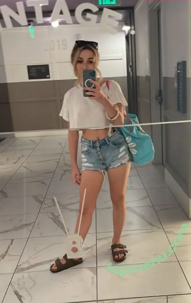 Kat Abughazaleh nude photo #0023 (kabughazaleh)