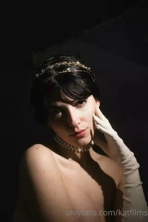 Kat Cabaret / Kat Dreams / Kat Streams / LeCabaret / Salacious Kitty / katfilms / katstreams / krmisfitcabaret nude photo #0059