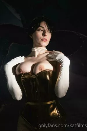 Kat Cabaret / Kat Dreams / Kat Streams / LeCabaret / Salacious Kitty / katfilms / katstreams / krmisfitcabaret nude photo #0073