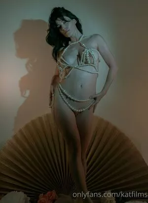 Kat Cabaret / Kat Dreams / Kat Streams / LeCabaret / Salacious Kitty / katfilms / katstreams / krmisfitcabaret nude photo #0115