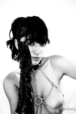 Kat Cabaret / Kat Dreams / Kat Streams / LeCabaret / Salacious Kitty / katfilms / katstreams / krmisfitcabaret nude photo #0125
