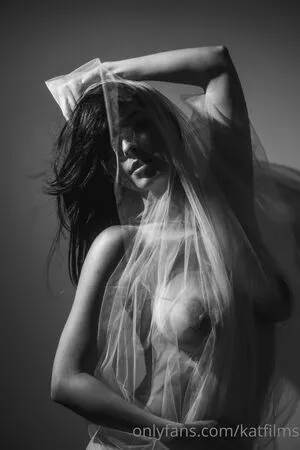 Kat Cabaret / Kat Dreams / Kat Streams / LeCabaret / Salacious Kitty / katfilms / katstreams / krmisfitcabaret nude photo #0164