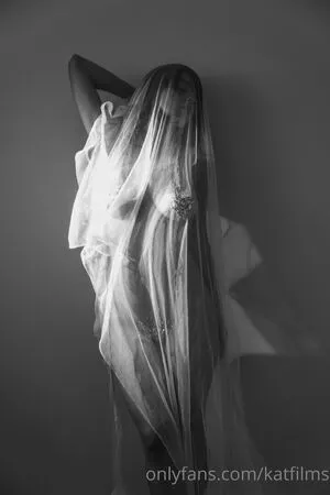 Kat Cabaret / Kat Dreams / Kat Streams / LeCabaret / Salacious Kitty / katfilms / katstreams / krmisfitcabaret nude photo #0166