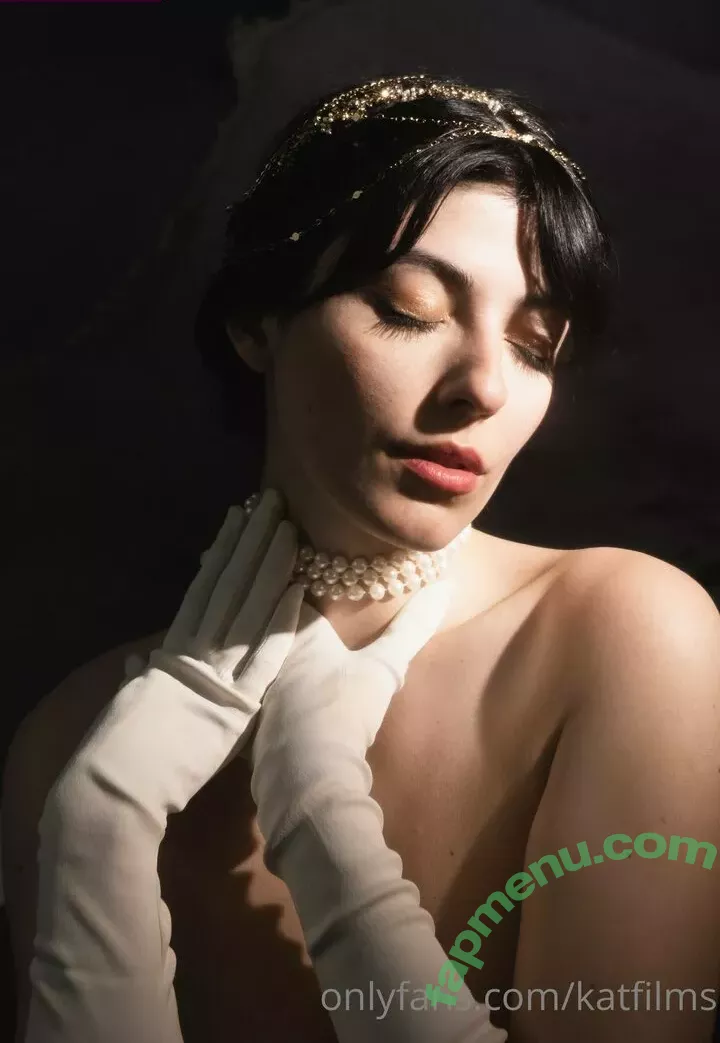 Kat Cabaret nude photo #0052 (Kat Dreams / Kat Streams / LeCabaret / Salacious Kitty / katfilms / katstreams / krmisfitcabaret)