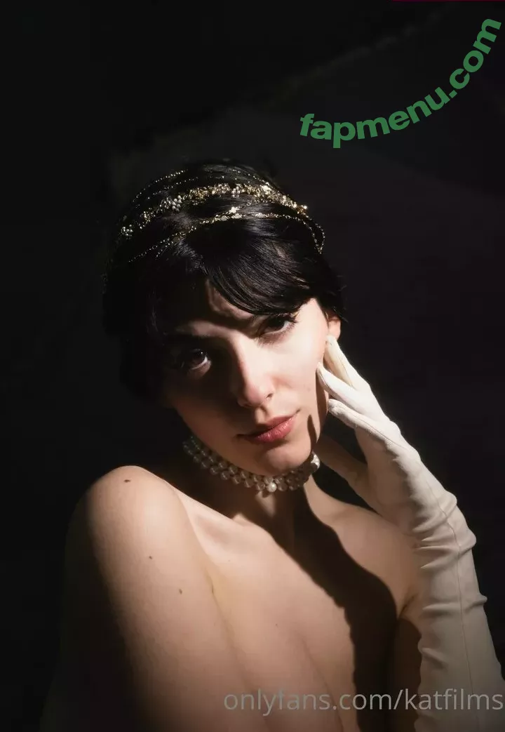 Kat Cabaret nude photo #0059 (Kat Dreams / Kat Streams / LeCabaret / Salacious Kitty / katfilms / katstreams / krmisfitcabaret)