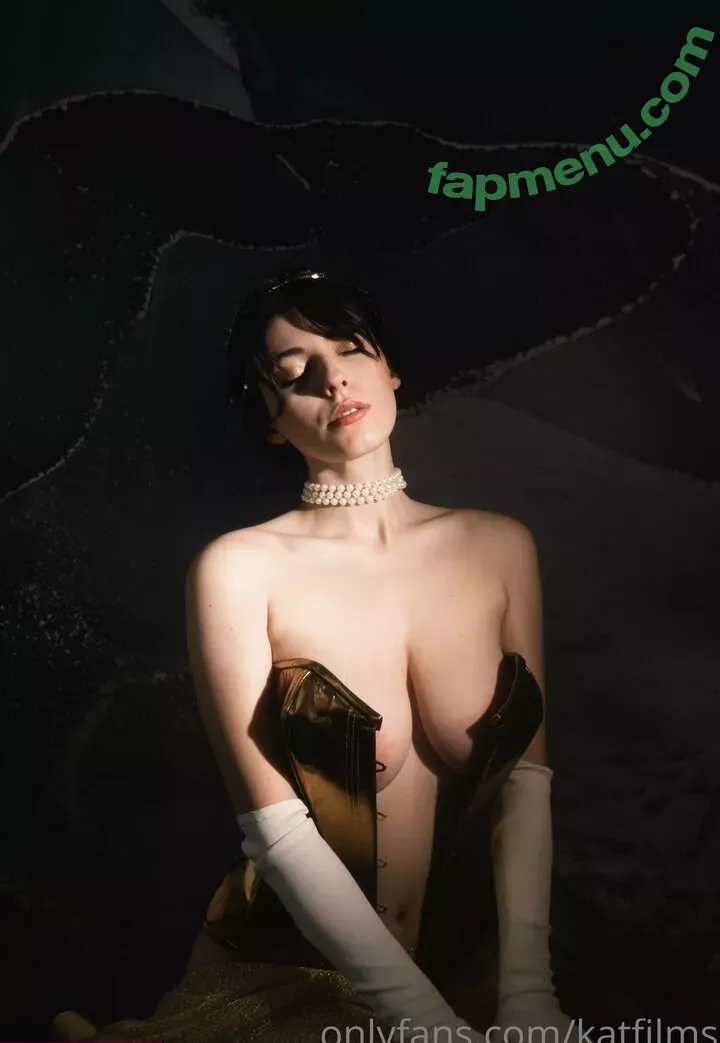 Kat Cabaret nude photo #0069 (Kat Dreams / Kat Streams / LeCabaret / Salacious Kitty / katfilms / katstreams / krmisfitcabaret)