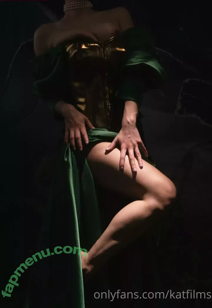 Kat Cabaret nude photo #0071 (Kat Dreams / Kat Streams / LeCabaret / Salacious Kitty / katfilms / katstreams / krmisfitcabaret)