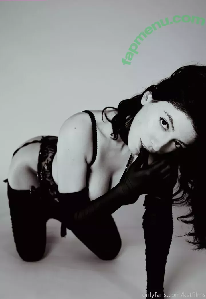 Kat Cabaret nude photo #0224 (Kat Dreams / Kat Streams / LeCabaret / Salacious Kitty / katfilms / katstreams / krmisfitcabaret)