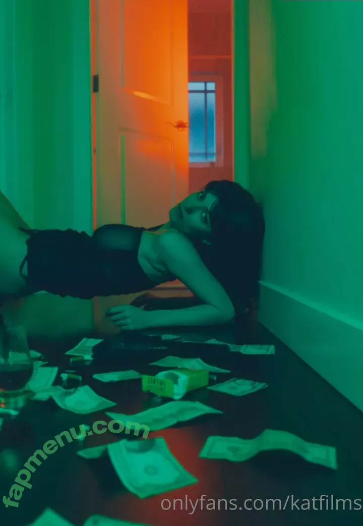 Kat Cabaret nude photo #0271 (Kat Dreams / Kat Streams / LeCabaret / Salacious Kitty / katfilms / katstreams / krmisfitcabaret)