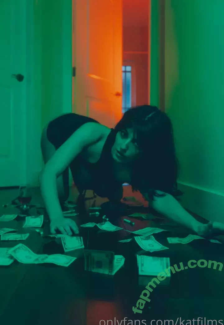 Kat Cabaret nude photo #0272 (Kat Dreams / Kat Streams / LeCabaret / Salacious Kitty / katfilms / katstreams / krmisfitcabaret)