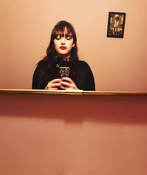 Kat Dennings / OfficialKat / katdenningsss nude photo #0019