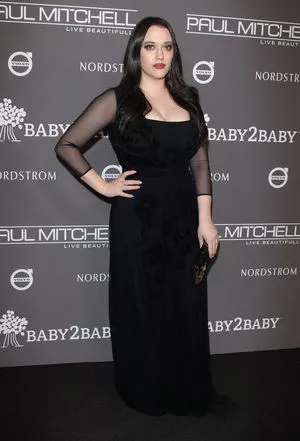 Kat Dennings / OfficialKat / katdenningsss nude photo #0043