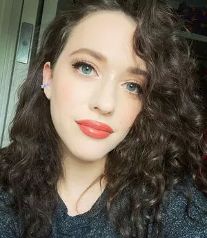 Kat Dennings / OfficialKat / katdenningsss nude photo #0082