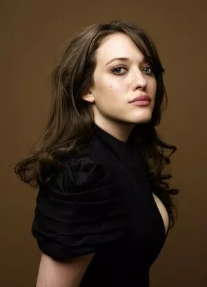 Kat Dennings / OfficialKat / katdenningsss nude photo #0204