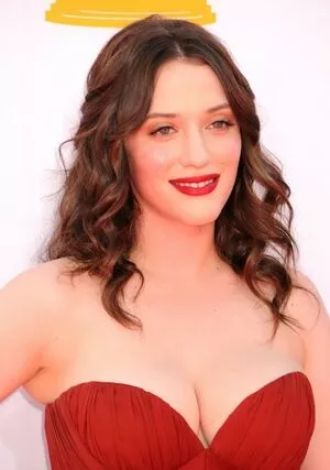 Kat Dennings / OfficialKat / katdenningsss nude photo #0247