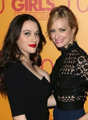 Kat Dennings / OfficialKat / katdenningsss nude photo #0250