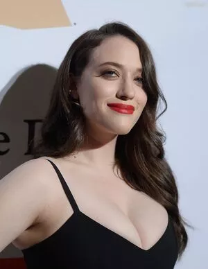 Kat Dennings / OfficialKat / katdenningsss nude photo #0483