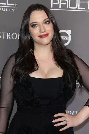 Kat Dennings / OfficialKat / katdenningsss nude photo #0489