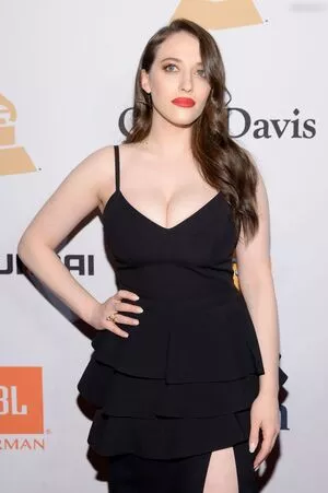 Kat Dennings / OfficialKat / katdenningsss nude photo #0493