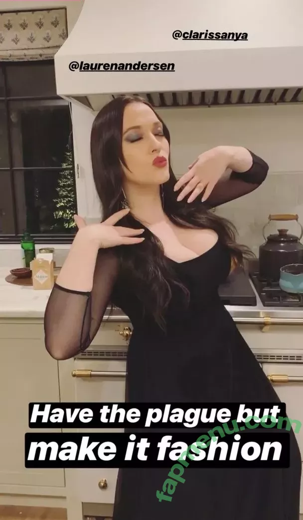 Kat Dennings nude photo #0032 (OfficialKat / katdenningsss)