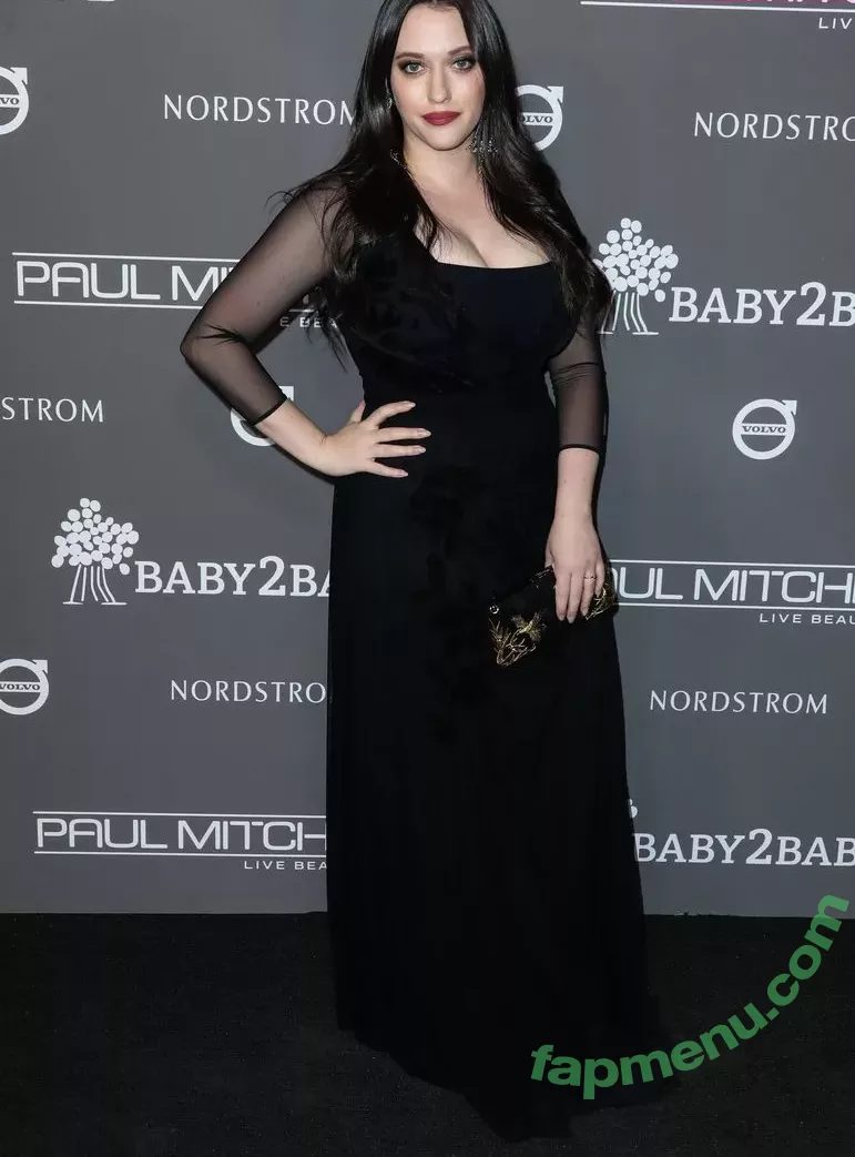 Kat Dennings nude photo #0034 (OfficialKat / katdenningsss)
