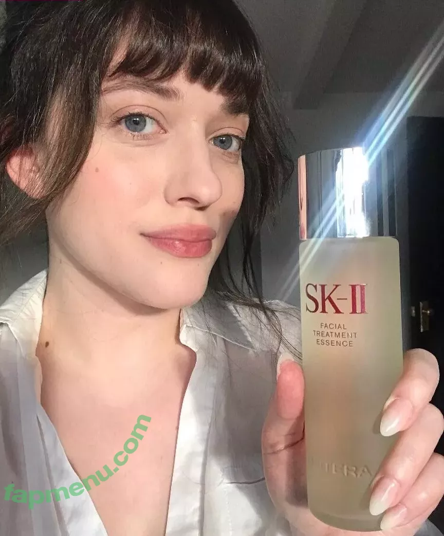 Kat Dennings nude photo #0054 (OfficialKat / katdenningsss)