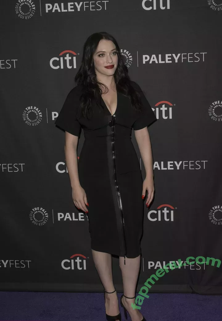 Kat Dennings nude photo #0125 (OfficialKat / katdenningsss)