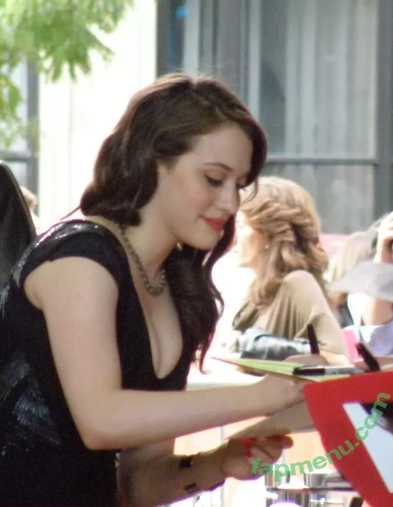 Kat Dennings nude photo #0162 (OfficialKat / katdenningsss)