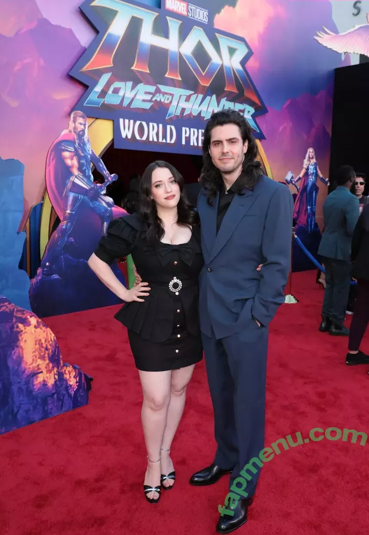 Kat Dennings nude photo #0190 (OfficialKat / katdenningsss)