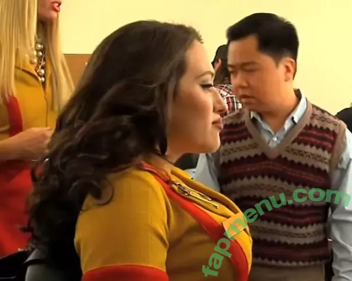 Kat Dennings nude photo #0258 (OfficialKat / katdenningsss)