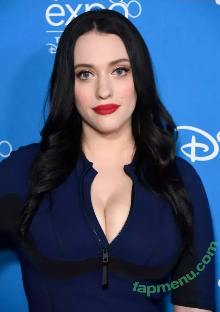 Kat Dennings nude photo #0260 (OfficialKat / katdenningsss)