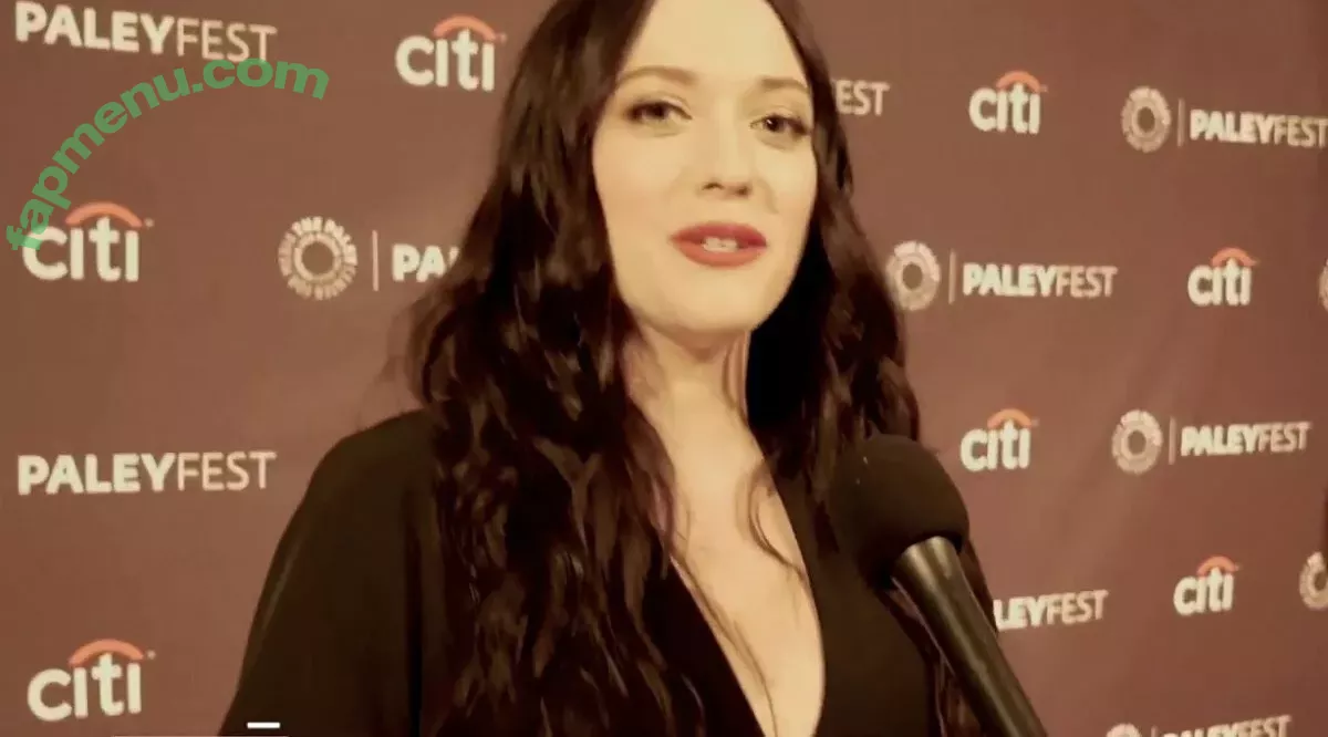 Kat Dennings nude photo #0264 (OfficialKat / katdenningsss)