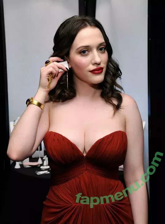 Kat Dennings nude photo #0349 (OfficialKat / katdenningsss)