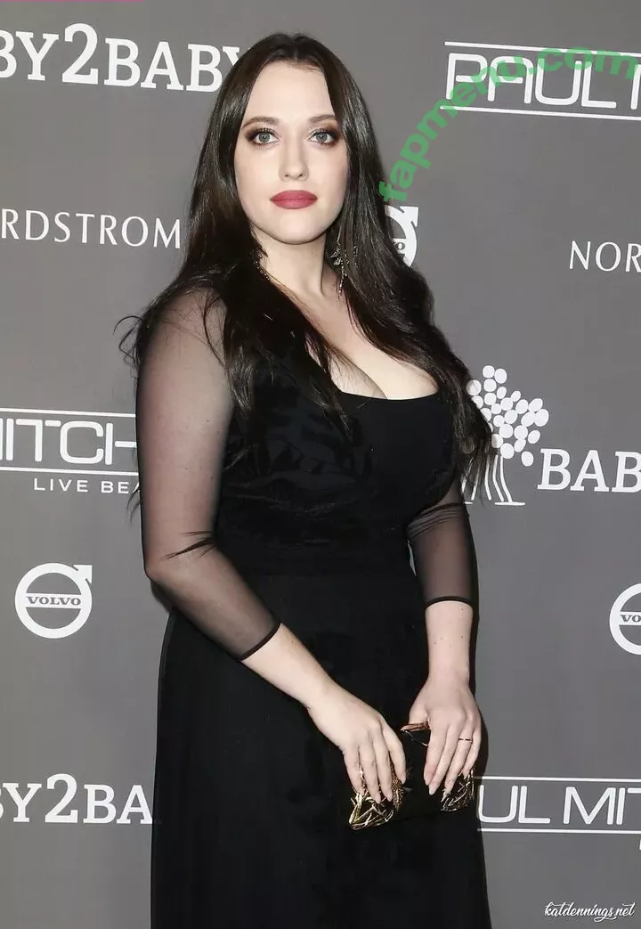 Kat Dennings nude photo #0484 (OfficialKat / katdenningsss)