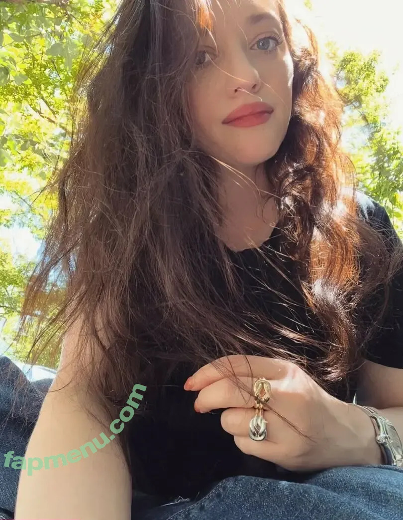 Kat Dennings nude photo #0631 (OfficialKat / katdenningsss)