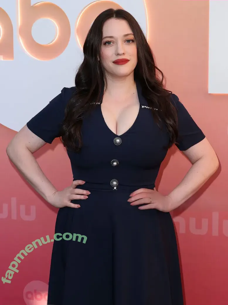 Kat Dennings nude photo #0634 (OfficialKat / katdenningsss)