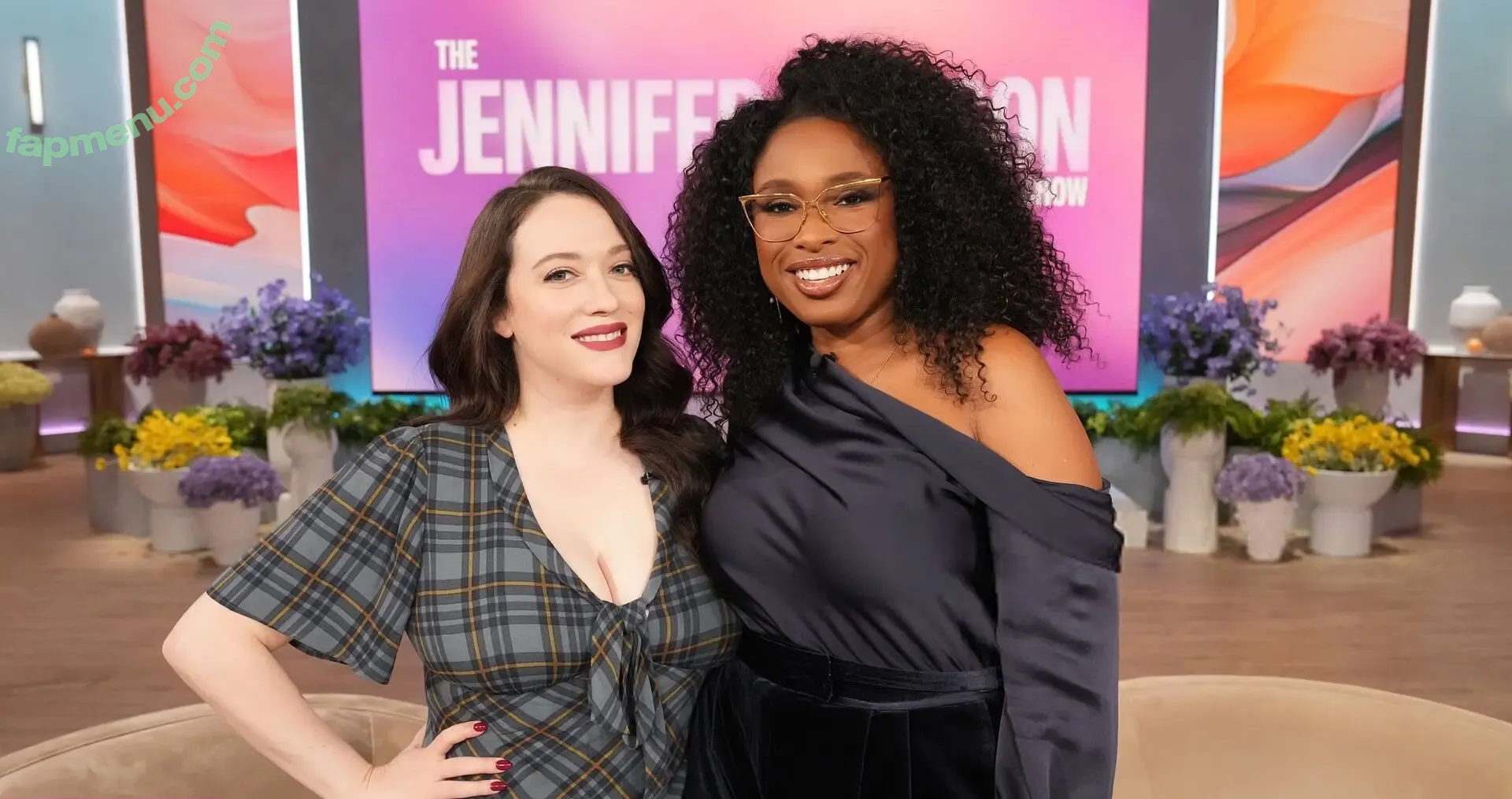 Kat Dennings nude photo #0651 (OfficialKat / katdenningsss)