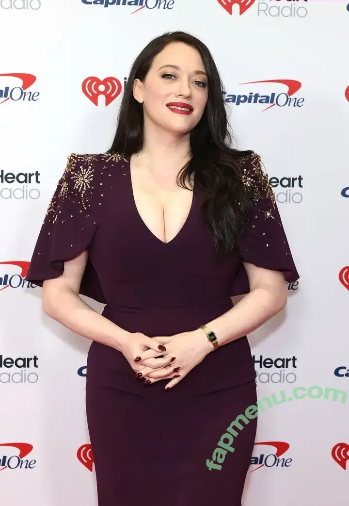 Kat Dennings nude photo #0675 (OfficialKat / katdenningsss)