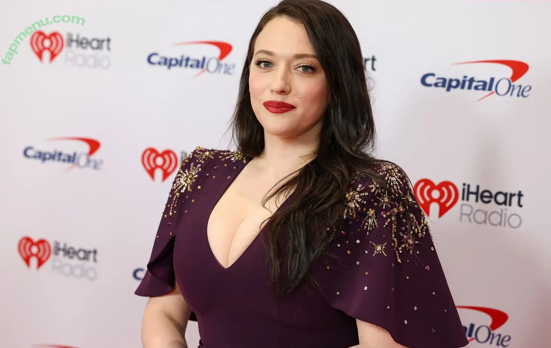 Kat Dennings nude photo #0681 (OfficialKat / katdenningsss)