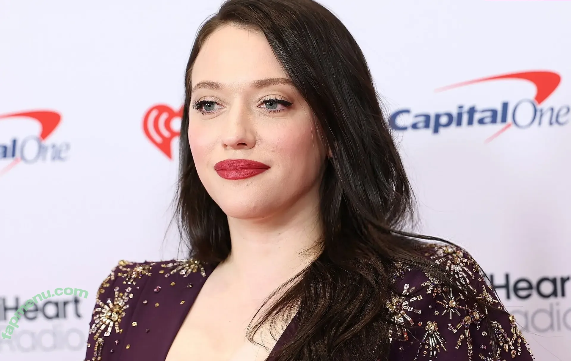 Kat Dennings nude photo #0684 (OfficialKat / katdenningsss)