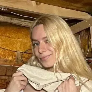 kat.encases / karltowns nude photo #0048