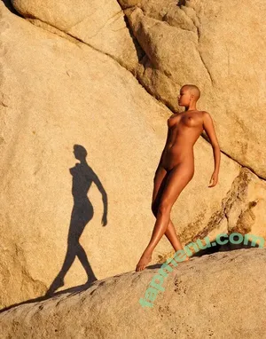  nude photo #0001