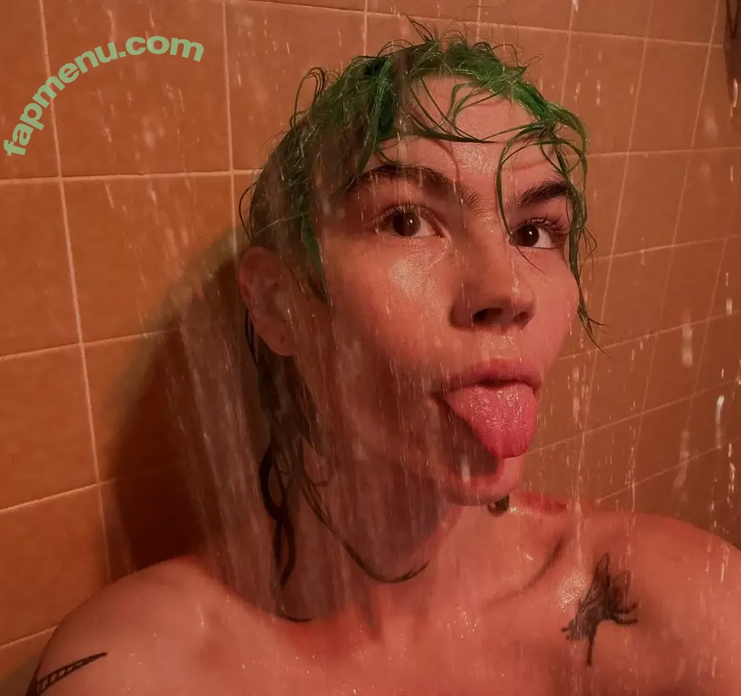 Kat Moss nude photo #0109 (8leggedbaby)